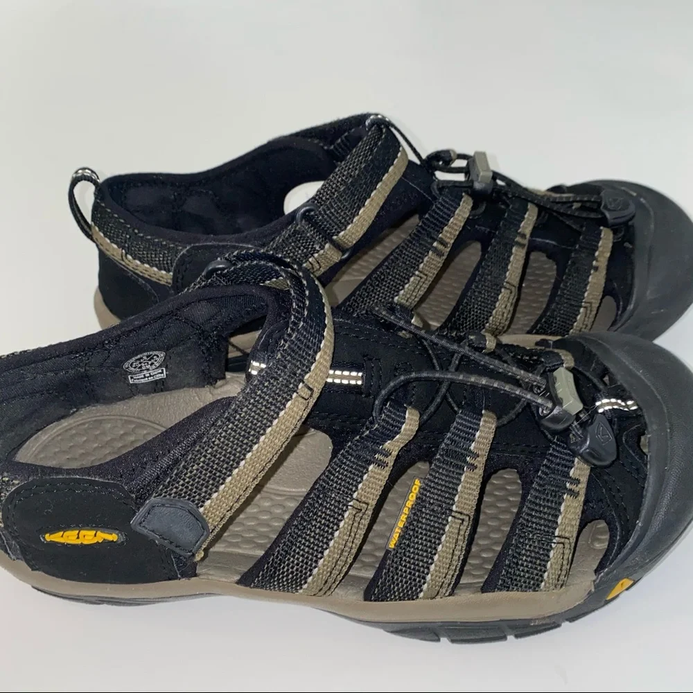 Keen Olive/Black Newport H2 Sandal